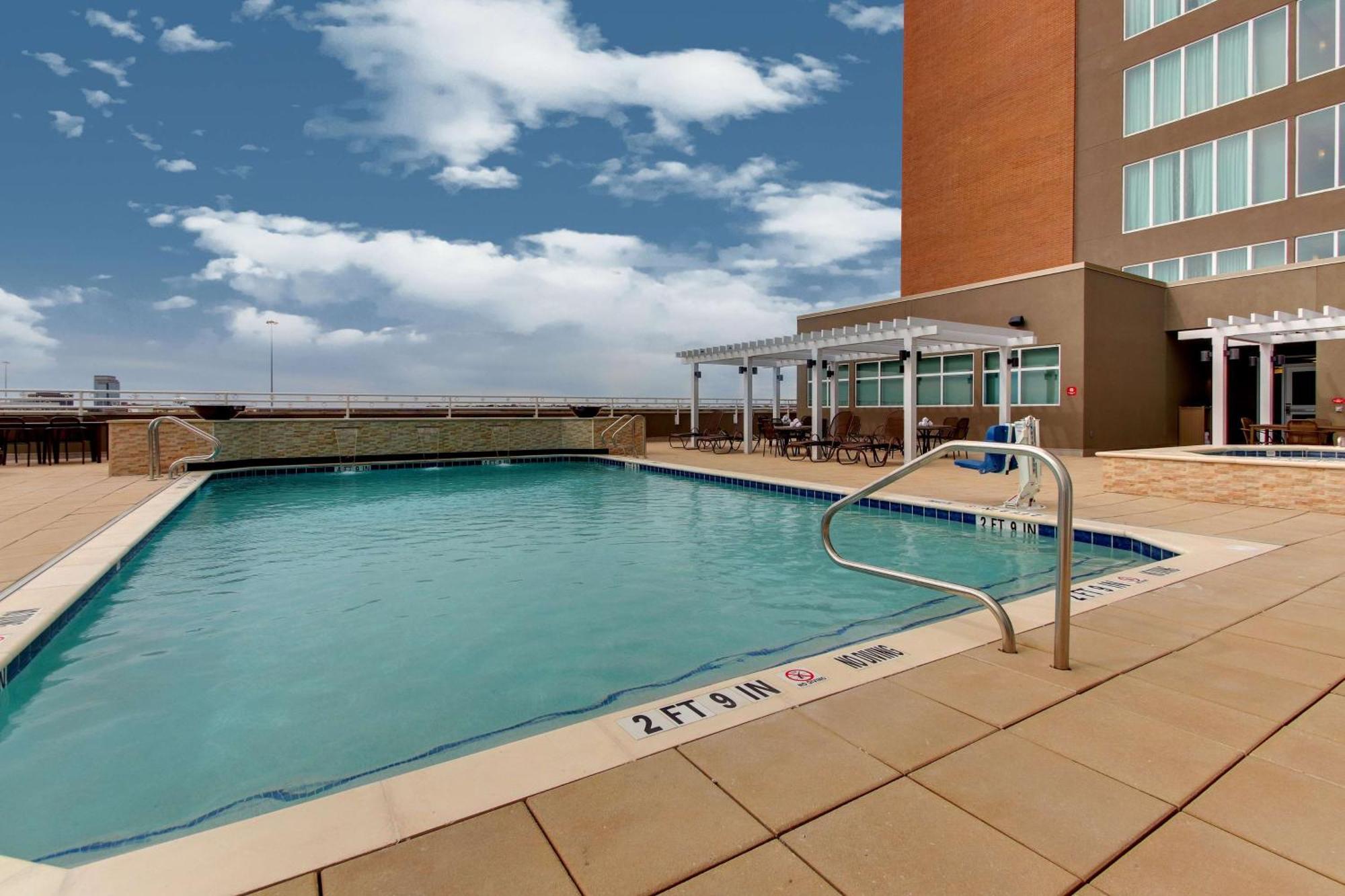 Drury Plaza Hotel Dallas Ричардсон Экстерьер фото
