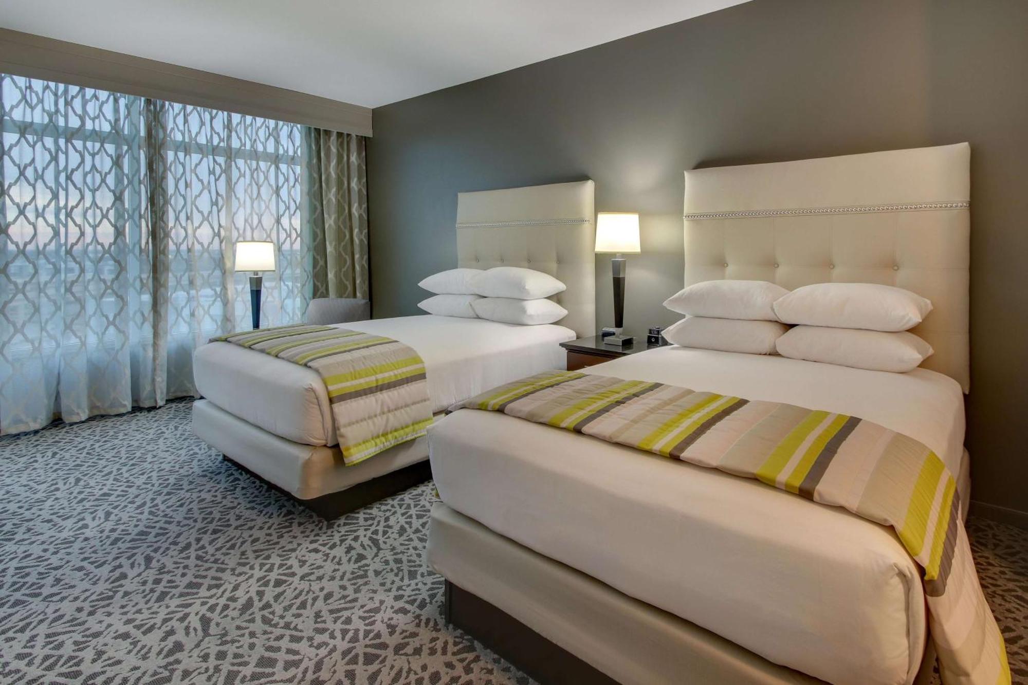 Drury Plaza Hotel Dallas Ричардсон Экстерьер фото